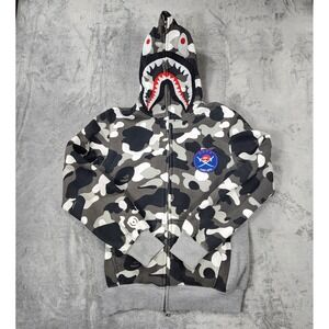 WGM Bape Shark Hoodie Camo Size XL Double Zipper Full Zip Glow In Dark‎ Patches